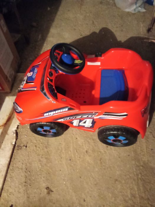 Masina pentru  copii electrica