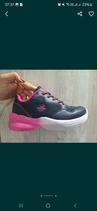 Новые кроссовки 36 размер