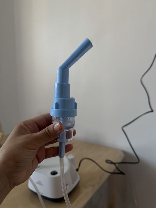 Продам компрессорный ингалятор Philips Avent