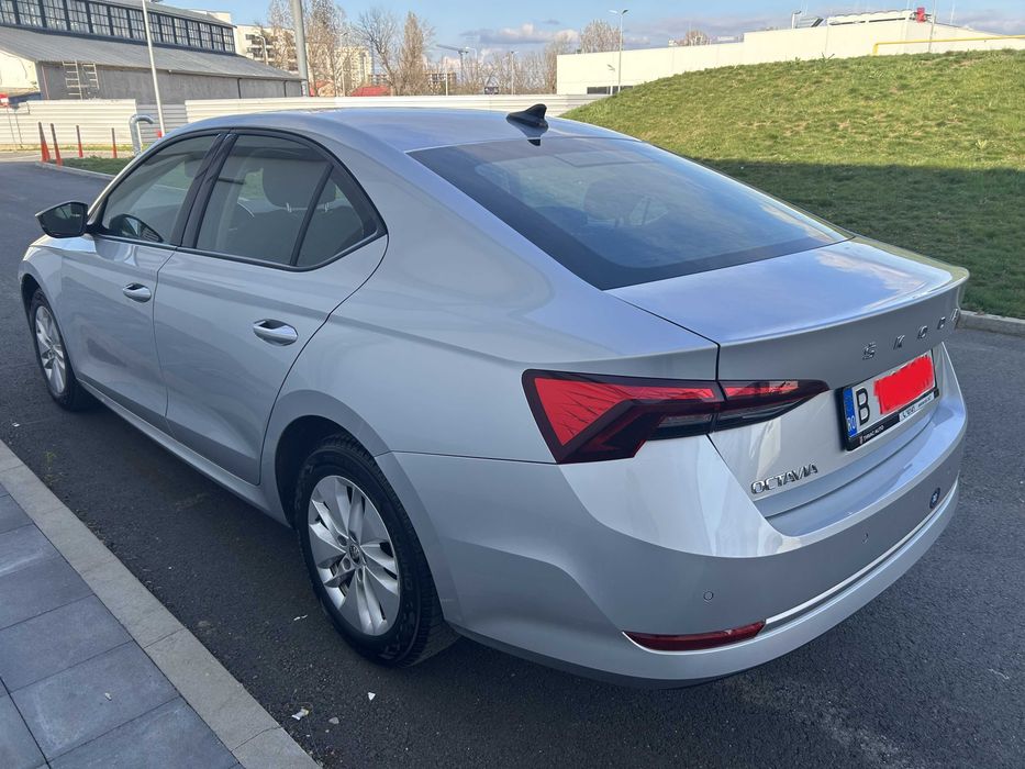 SKODA Octavia 2022 — imagine 3