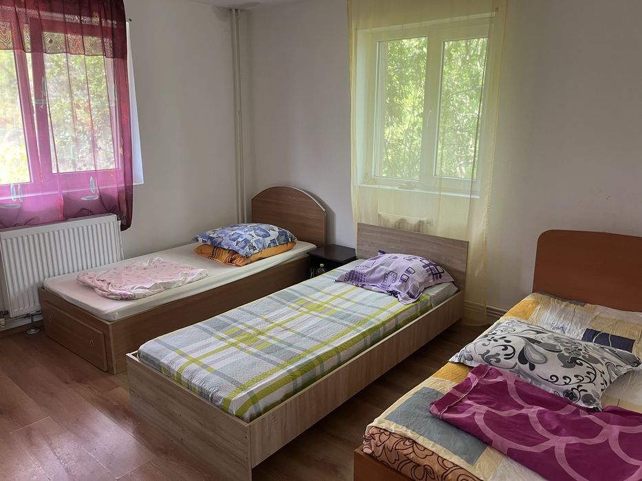 Inchiriez Casa Pitesti