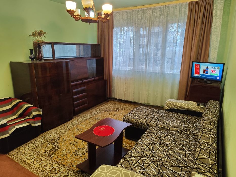 Apartament de închiriat cu 3 camere în zona Calea Sagului