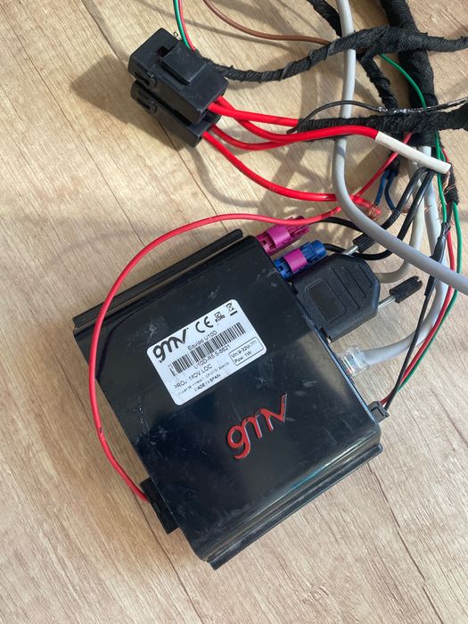 Vând sistem GPS/telematică profesională GMV MOVILOC U10D, model U10D-RS.5-6621,