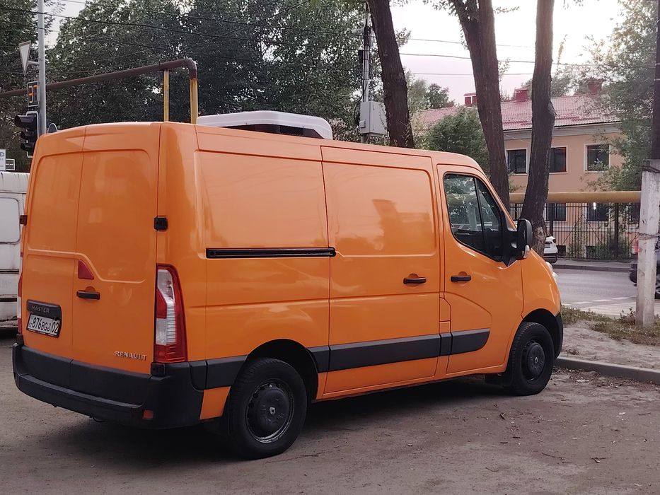 Продам авто рено мастер
