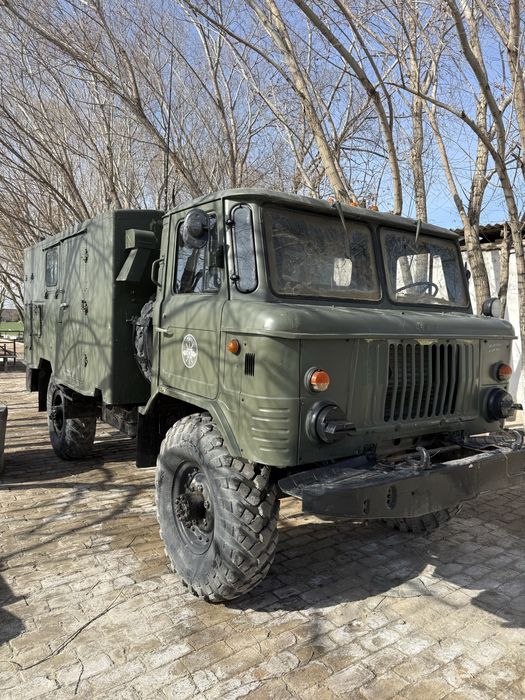 Gaz 66 sotiladi yangidek