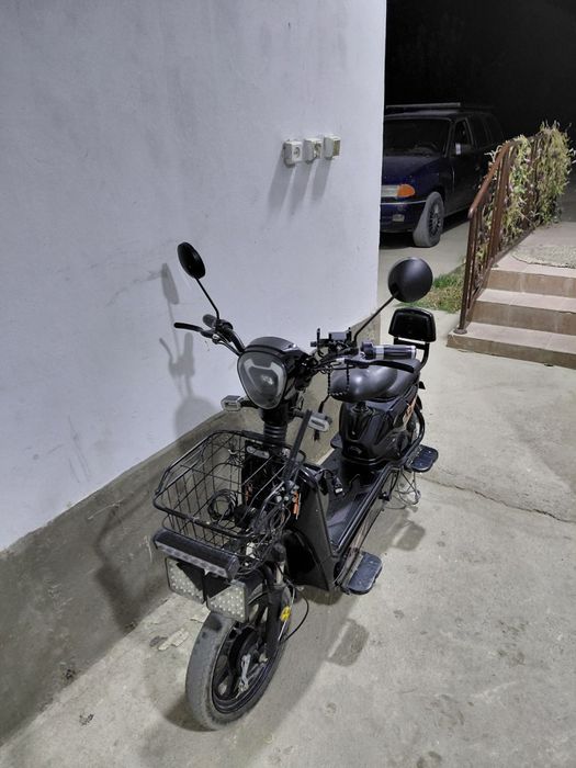 Скутер сатылады срочно