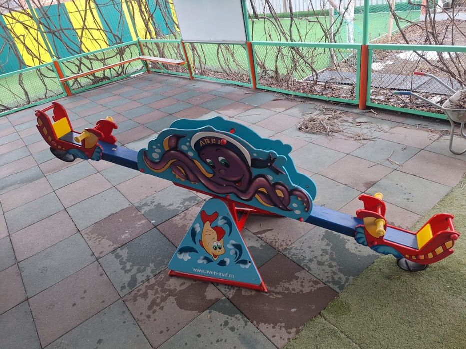 Продаются качели балансир!