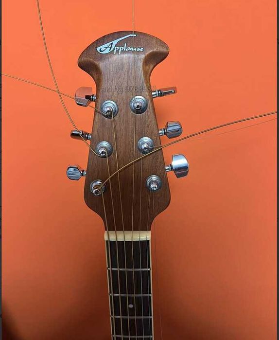 Продава електроакустична китара ”Applause” на фирмата ”Ovation”