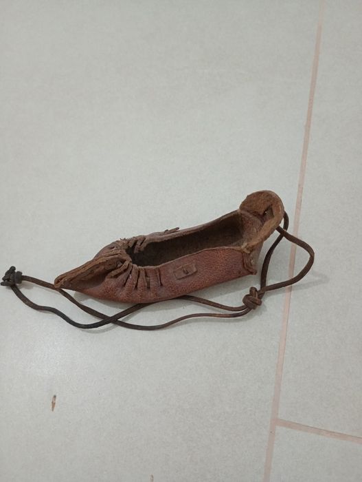 Opincuța din piele naturala