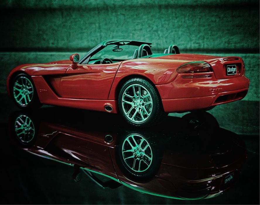 Autoart 1/18 модел Didge Viper SRT10