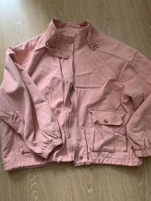 Продам 4 куртки по цене одной