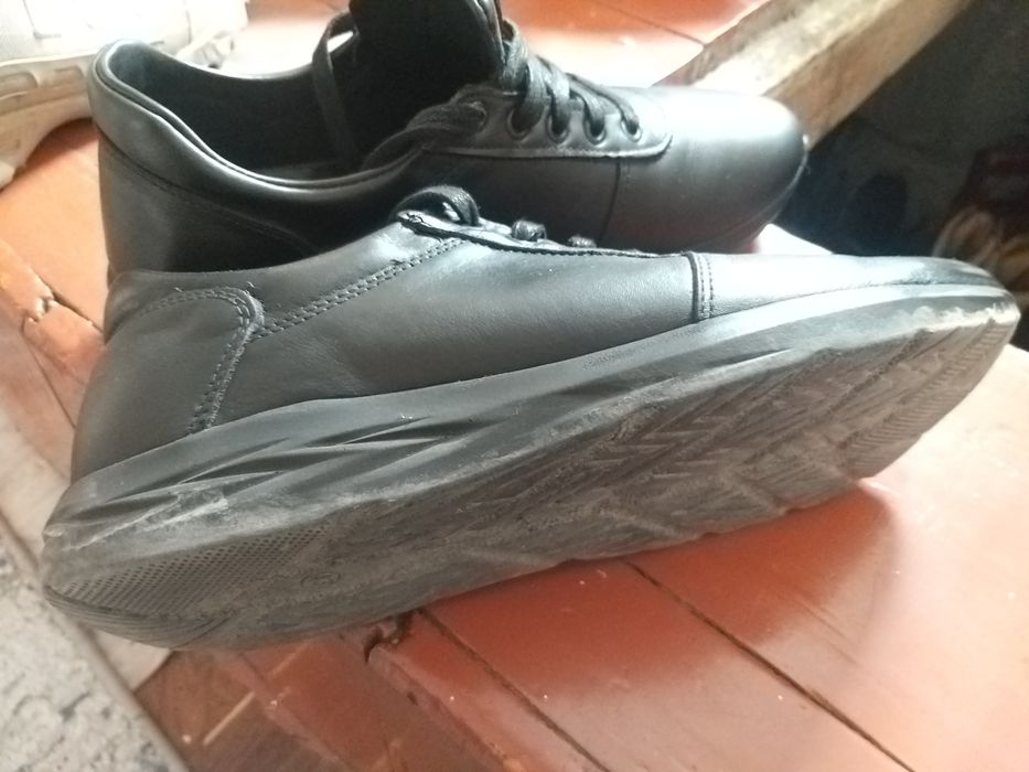 Мужские туфли продам
