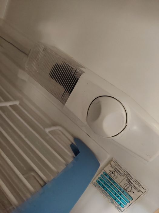 Холодильник indesit