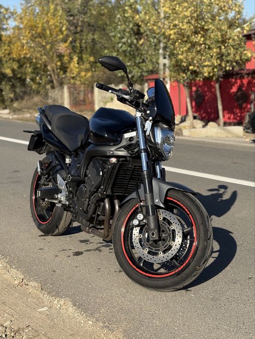 Yamaha FZ6 S2 Black Edition