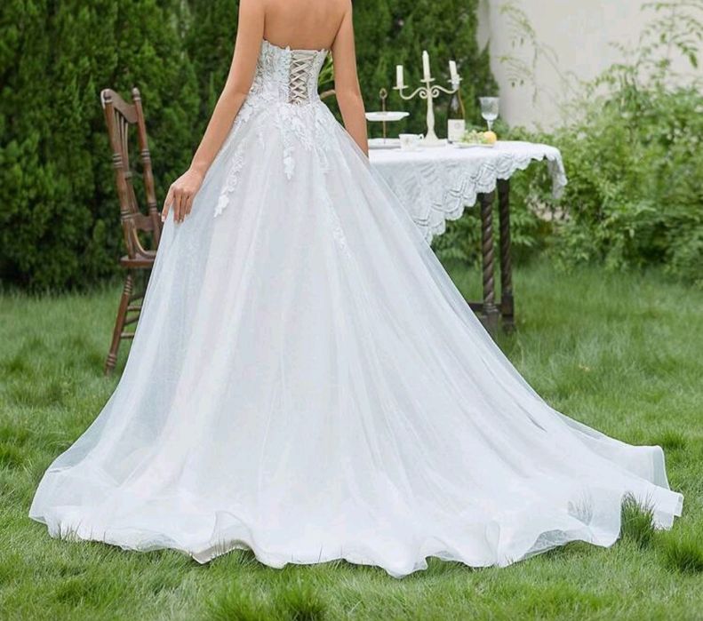 Булчинска рокля корсет/под наем