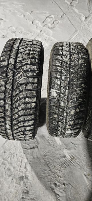 Продаю комплект резину с дисками б/у
