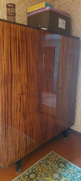 Продам  шифонеры