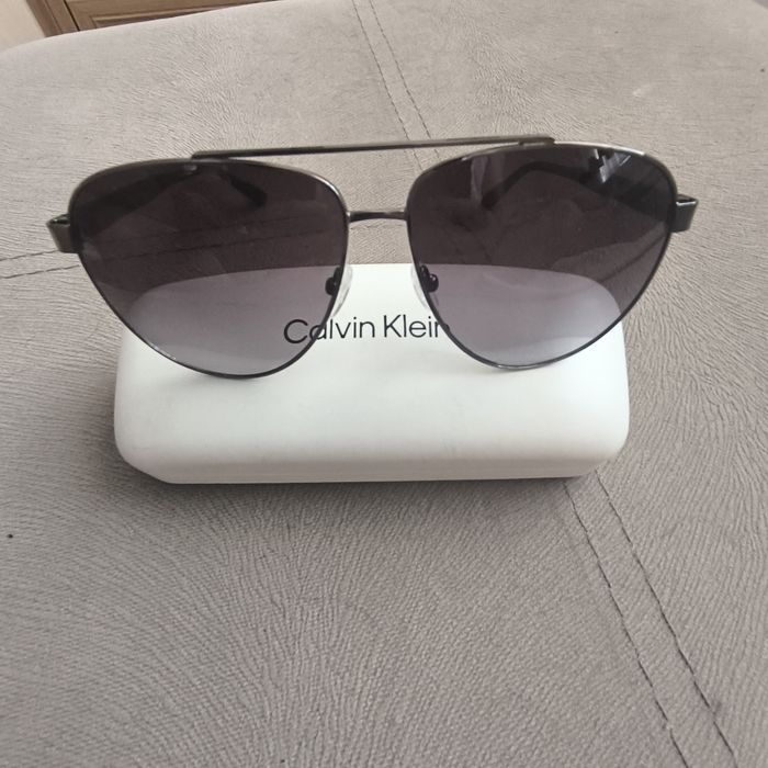 Оригинални слънчеви очила Calvin Klein