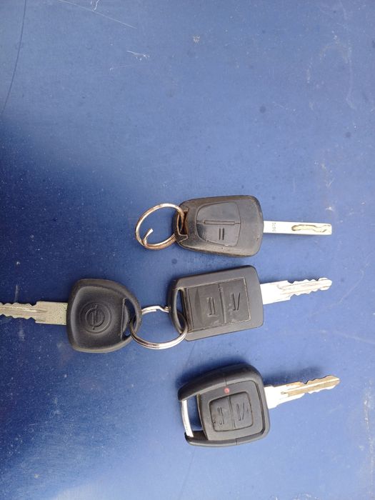 Ключове за различни коли