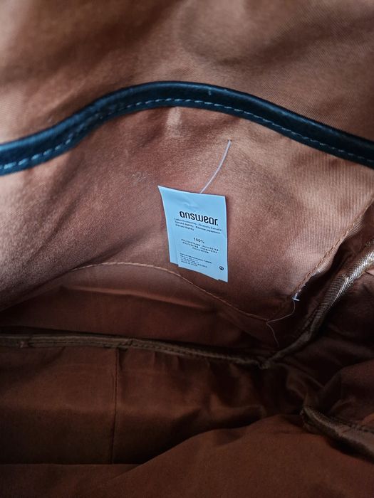 Дамска раница, нова