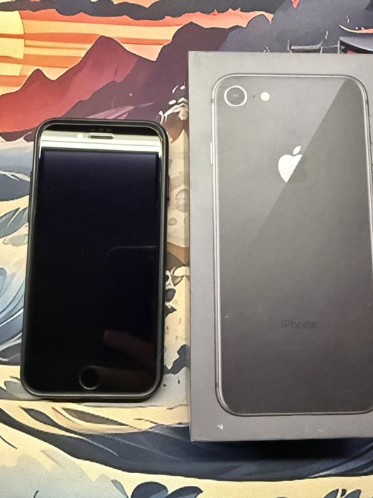Продам iphone 8 256gb