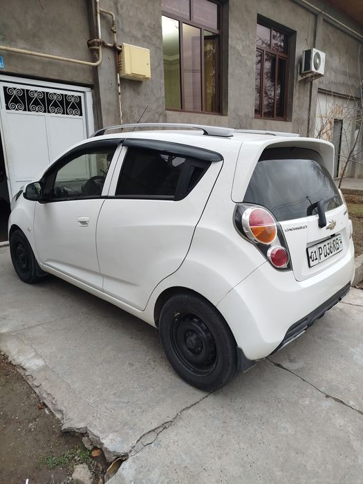 2014 spark sotiladi
