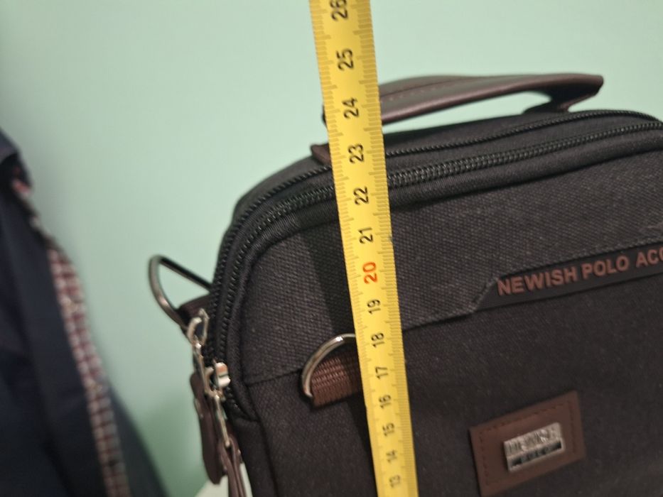 Продавам нова мъжка маркова спортна ежедневна чанта