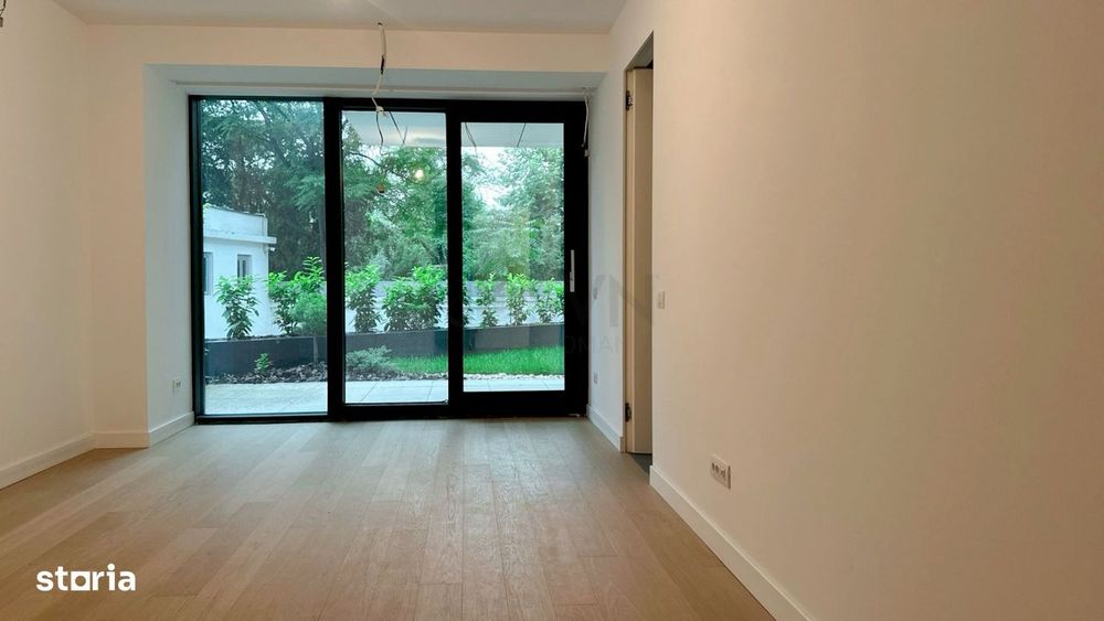 Apartament de inchiriat birou Aviatorilor l Terasa si gradina 240 mp