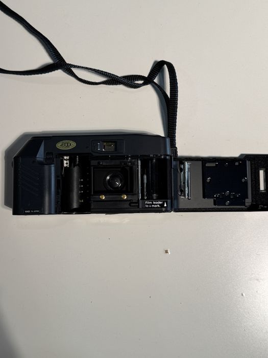 Aparate foto pe film