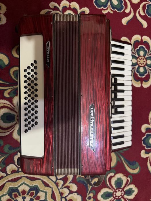 Acordeon Weltmeister Stella