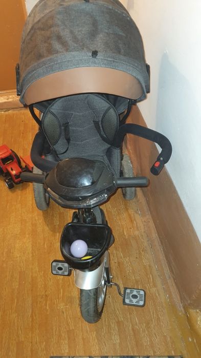 Коляска велосипед трехколесный СРОЧНО