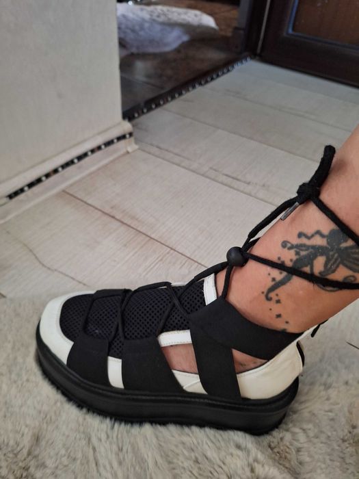 Sandale Exclusive mărimea 36.5 stare foarte bună