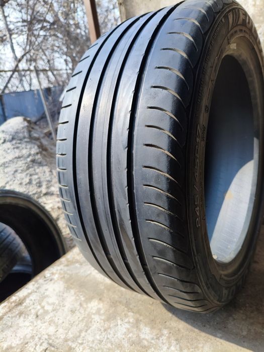 245 45 R17 Одиночки на Выбор
