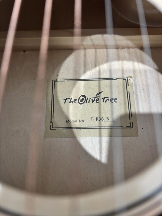 Акустическая гитара с вырезом The Olive Tree R38 N