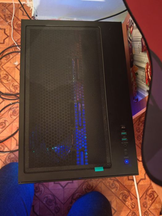 Продам компьютер с полным комплектом