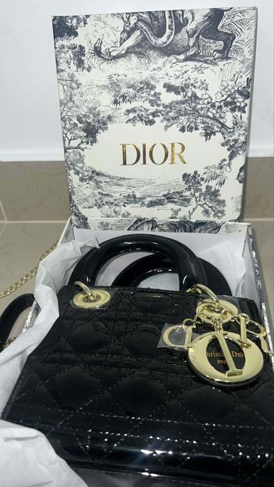 Луксозна дамска чанта Lady Dior