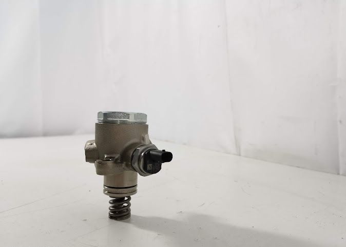 Pompa Benzina De Inalta Presiune Originala In Stare Buna Audi A8 07912