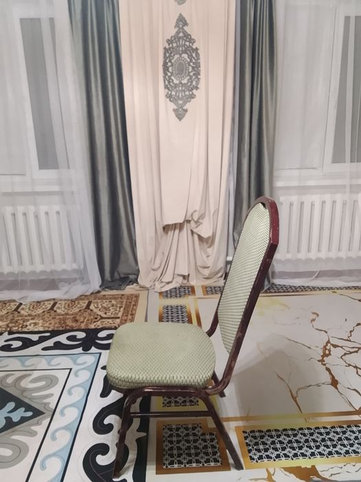 Стулья металический