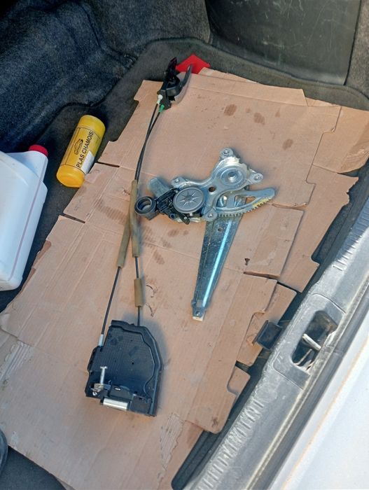 Тайота камри 55 американец стекло подъёмник и ручка внутренних