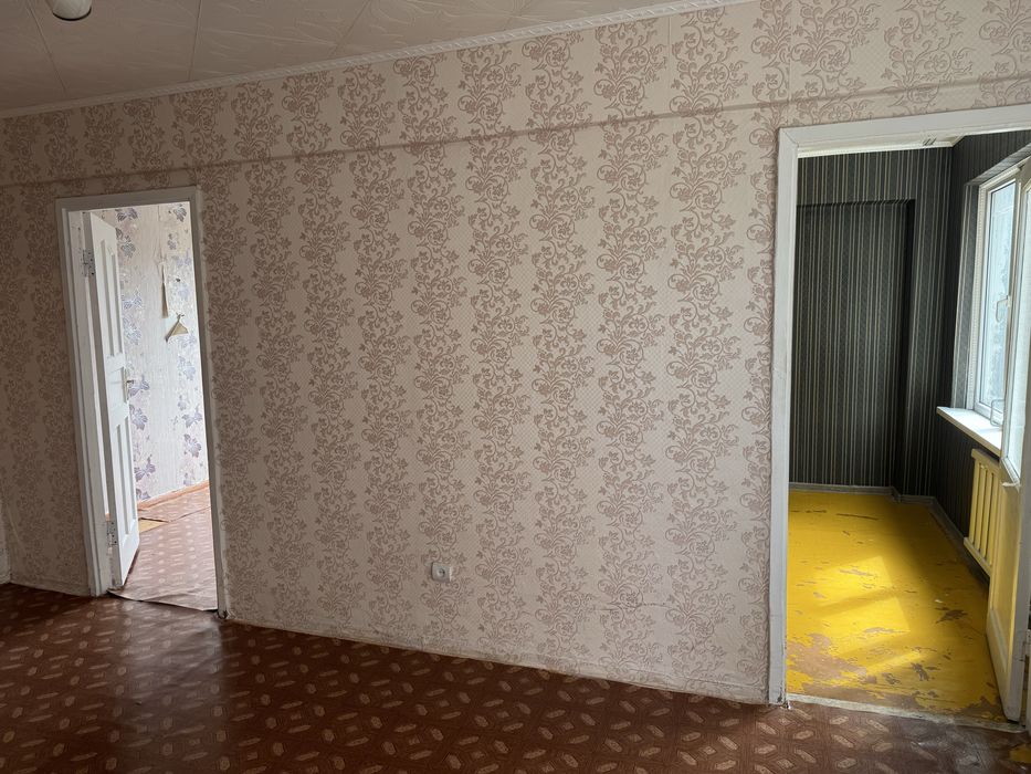 СРОЧНО!!! Продам квартиру на 7 районе