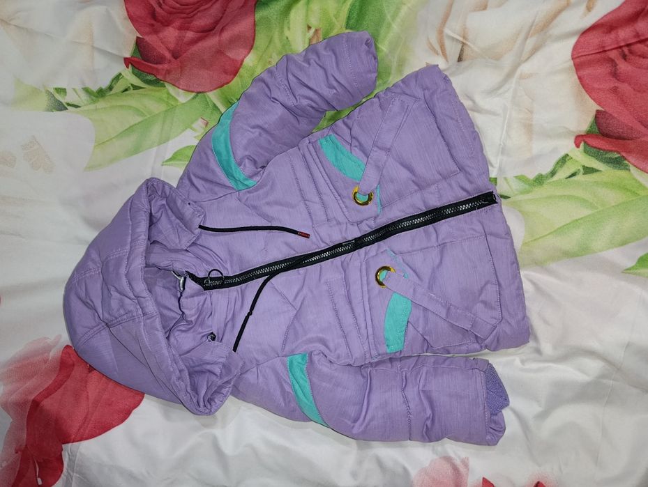 Детские куртки продам