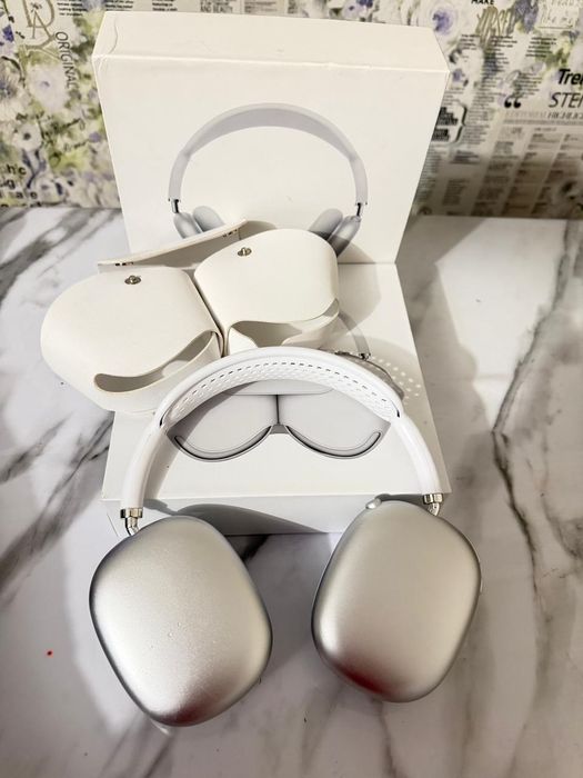 Наушники Эйрподс макс