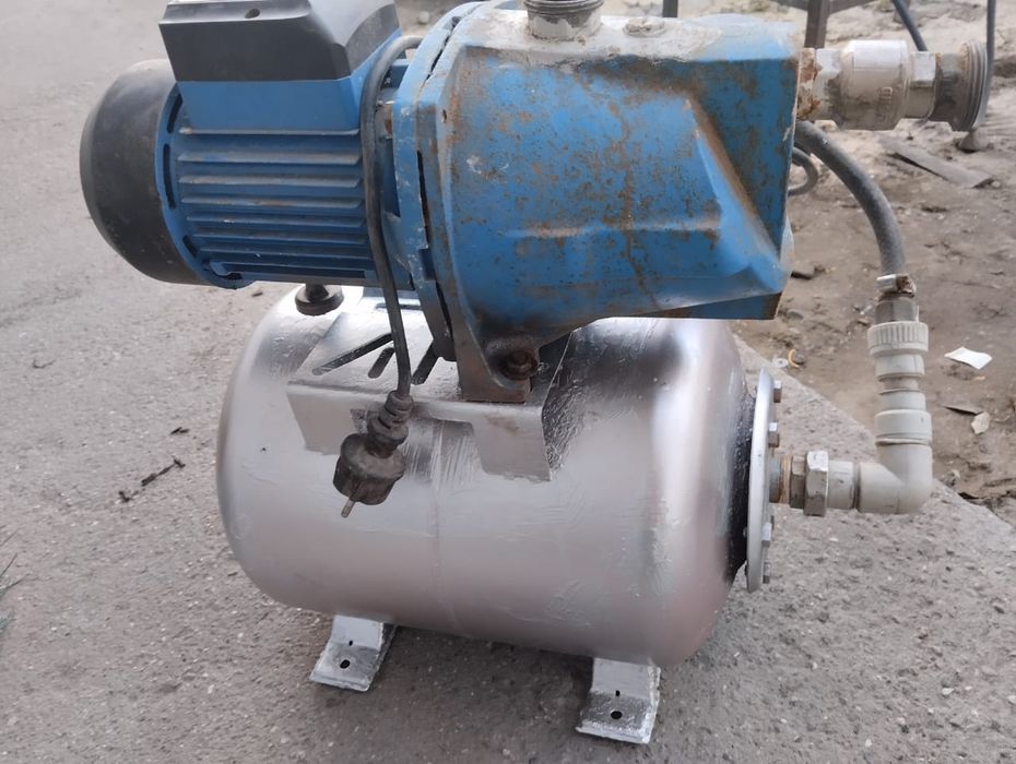 Продам вакуумный насос