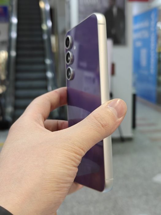 Samsung Galaxy s23 fe 8/128