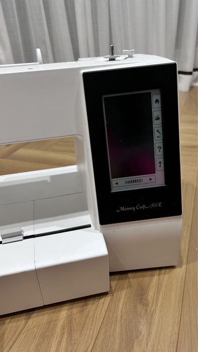 Продам Вышивальную машину