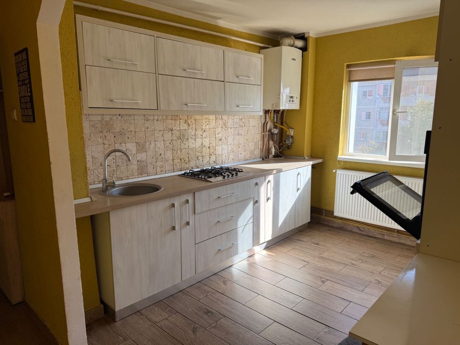 De inchiriat apartament 2 camere