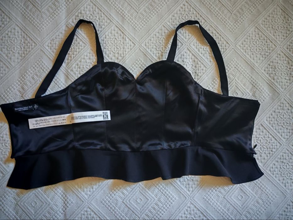 Top negru Bershka Night out, mărimea XS, purtat o data