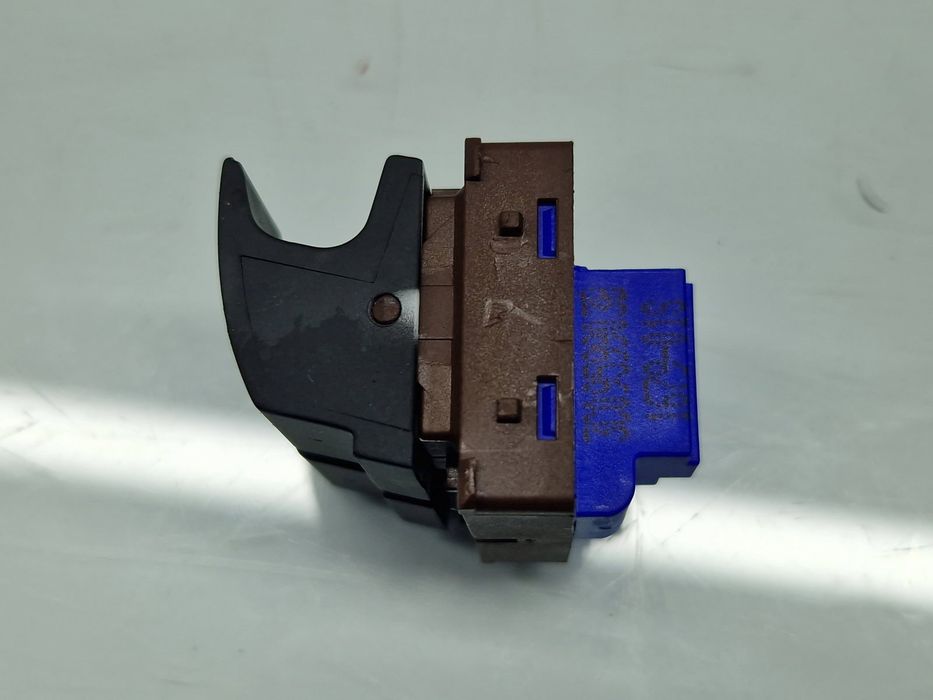 Buton deschidere haion Volkswagen Passat B6 (3C2) [Fabr 2005-2010] 3C0
