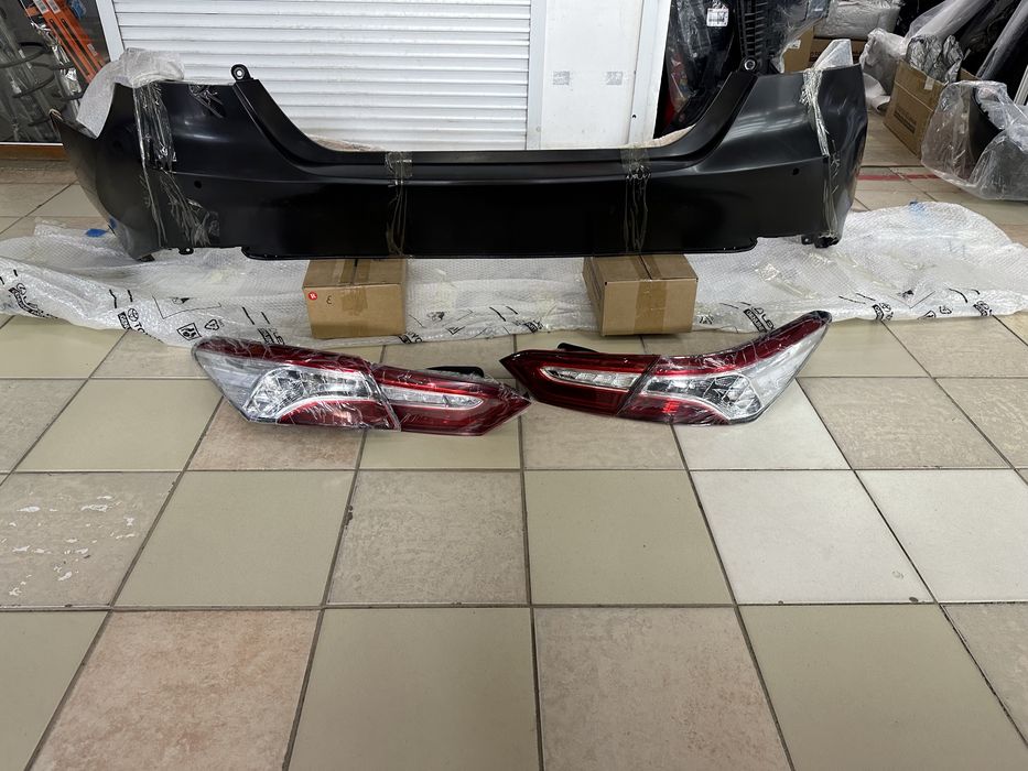 Камри 70 фонарь задний бампер