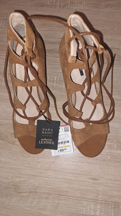 Vand sandale dama Zara Basic, piele nr 37, produs NOU